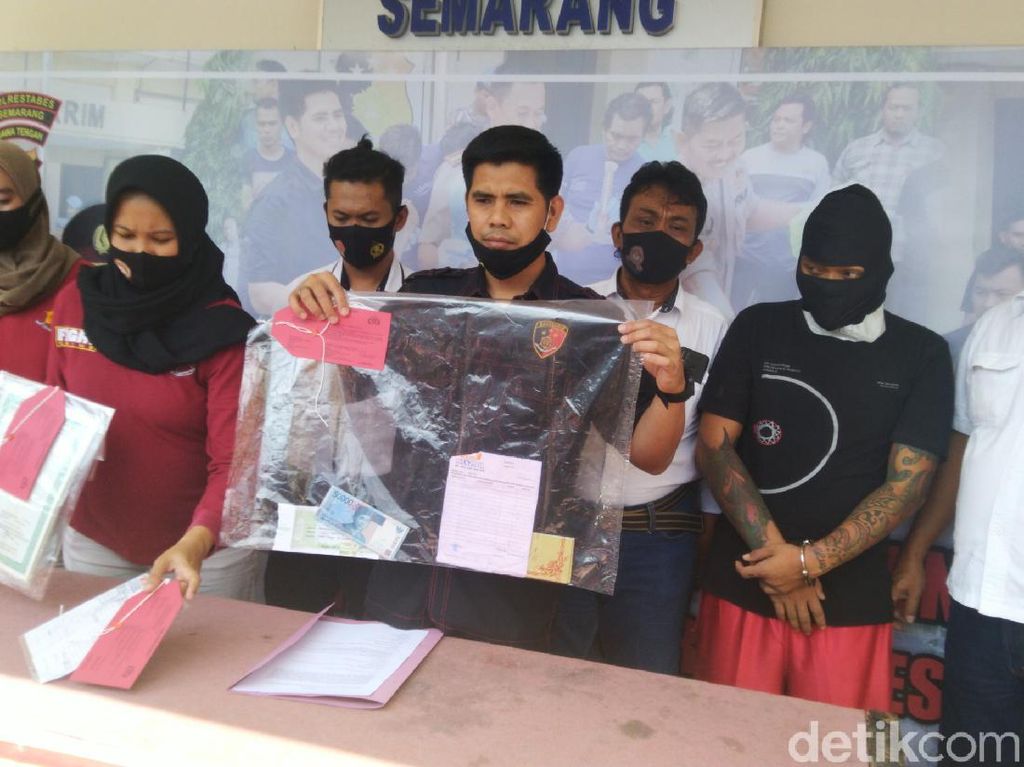Pekerjakan Gadis ABG Jadi LC, Pemilik Karaoke di Semarang Ditangkap Pekerjakan Gadis ABG Jadi LC, Pemilik Karaoke di Semarang Ditangkap
