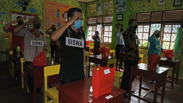Begini Simulasi Kegiatan Belajar Tatap Muka di Beberapa Daerah