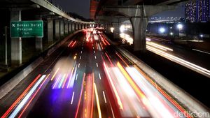 Volume Kendaraan di Tol Japek Meningkat