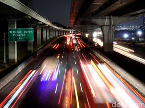 Volume Kendaraan di Tol Japek Meningkat