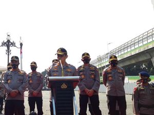 Hadiri Acara Baksos Mabes Polri, Wakapolri Minta Masker Dijadikan Gaya Hidup Hadiri Acara Baksos Mabes Polri, Wakapolri Minta Masker Dijadikan Gaya Hidup