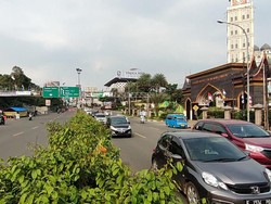 Arus Lalin Ramai Lancar, Jalur Menuju Puncak Ditutup Sore Ini