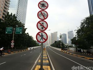 Polisi Minta Pesepeda Tak Melintas JLNT Casablanca: Patuhi Rambu Larangan! Polisi Minta Pesepeda Tak Melintas JLNT Casablanca: Patuhi Rambu Larangan!