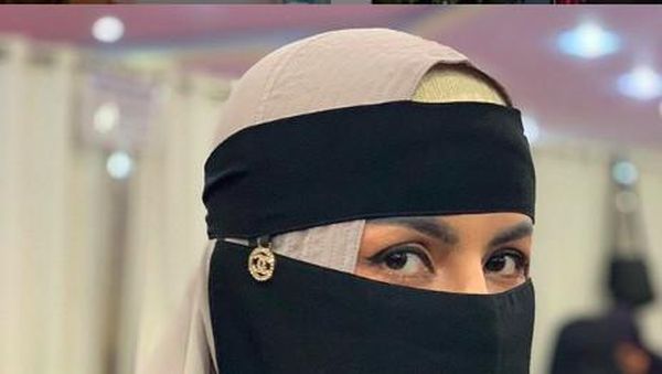 Five Vi: Dulu Buka-bukaan Kini Bercadar