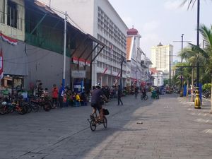 Warga Ramai Kunjungi Kawasan Kota Tua Meski Ditutup