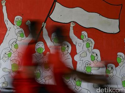 Mural Lawan COVID-19 Mejeng di Jakarta Timur