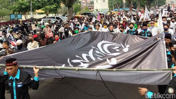 Potret Warga Medan Tumpah Ruah Peringati 1 Muharam