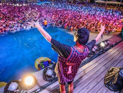 Ribuan Warga Wuhan Berpesta Setelah Tiga Bulan Bebas dari COVID-19