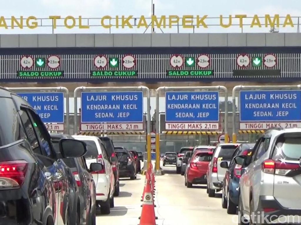 Libur Panjang, Begini Suasana di Gerbang Tol Cikampek Pagi Ini Libur Panjang, Begini Suasana di Gerbang Tol Cikampek Pagi Ini