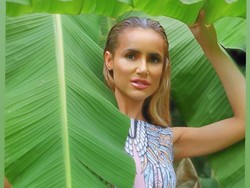 Model Ini Rilis Parfum Terbuat dari Keringatnya Sendiri, Dijual Rp 2 Juta