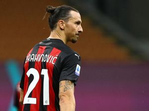 Raiola Bantah Kabar Ibrahimovic Sudah Perpanjang Kontrak di Milan