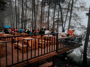 Tempat Ngopi Adem di Bogor hingga Cara Makan Orang Jepang-Indonesia