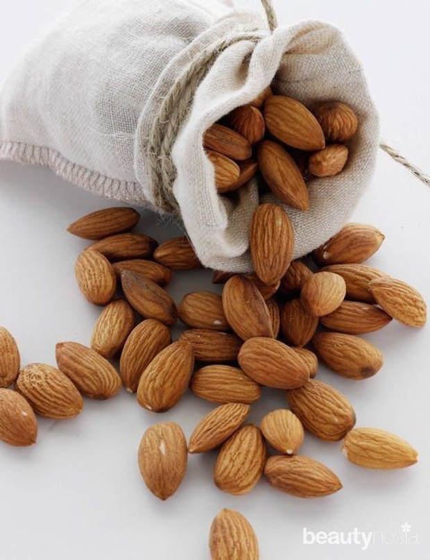 Almond/Pinterest.com Makanan enak yang baik untuk kulit