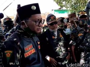 Ansor Bangil Pasuruan Laporkan Warga Diduga HTI Karena Hina Ulama NU Ansor Bangil Pasuruan Laporkan Warga Diduga HTI Karena Hina Ulama NU