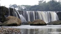 Gowes Melihat Cantiknya Niagara di Kota Bekasi
