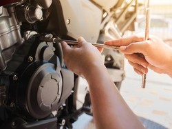 Hobi Ngoprek Motor? Beli Toolkit di Transmart Ada Diskon 50%