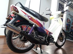 Ini Cara Bedakan Motor 4 Tak dengan Motor 2 Tak