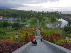Taman Ujung Bali: Sejarah, Lokasi, dan Harga Tiket Masuknya
