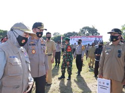 Gotong Royong, Ini Perjuangan Lurah hingga TNI-Polri di NTB Lawan Corona