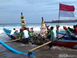 Larung Saji Tahun Baru Islam di Blitar Digelar Terbatas di Masa Pandemi