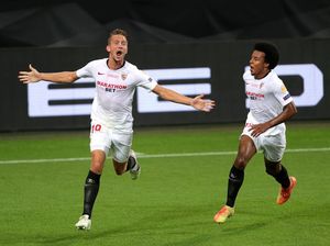 Luuk de Jong, Pahlawan Tak Terduga Sevilla