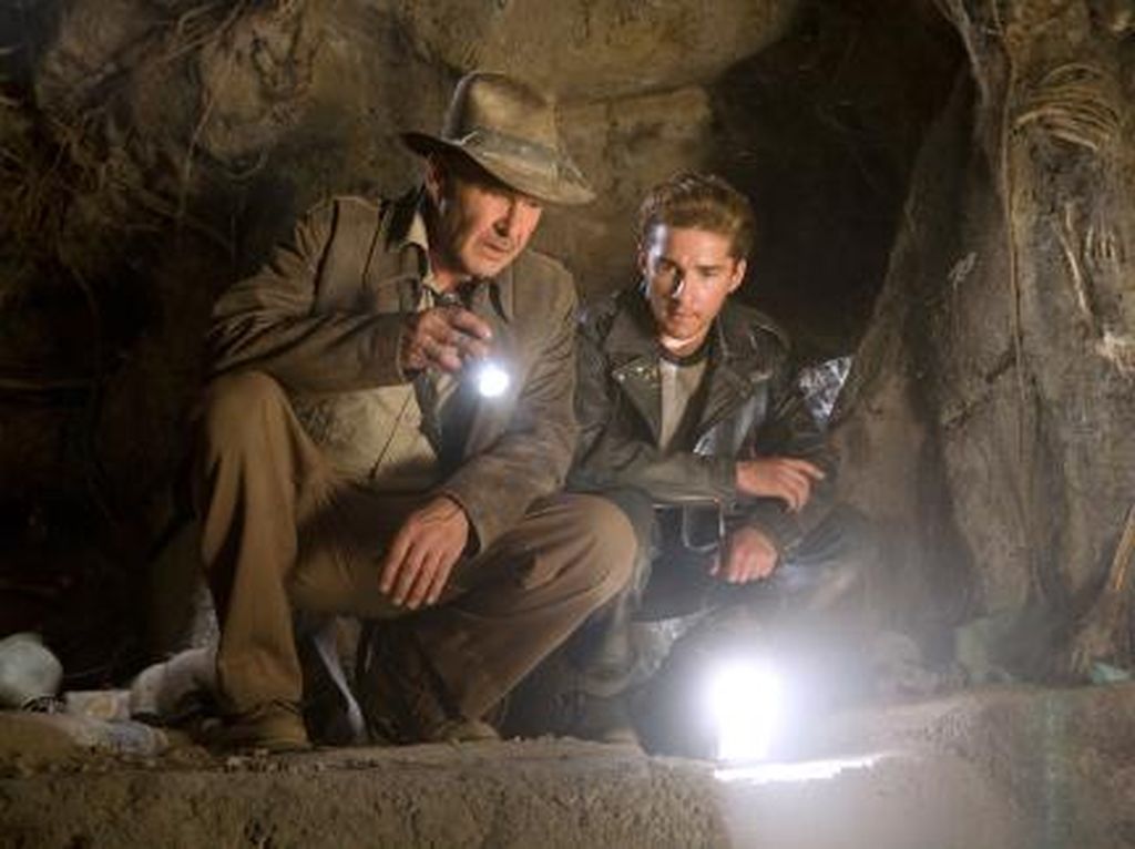 Sinopsis Indiana Jones and the Kingdom of Crystal Skull