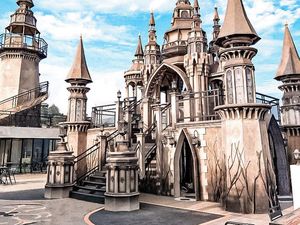 5 Kafe Tematik di Bandung, Berbentuk Kastil Megah hingga Tema Komik