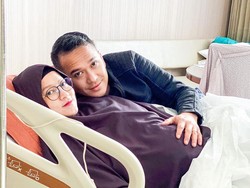 Lyra Virna dan Fadlan Sambut Kelahiran Anak Pertama
