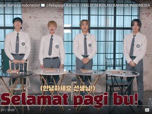 NCT Jadi Anak SMA Indonesia, Pakai Seragam Putih Abu-abu
