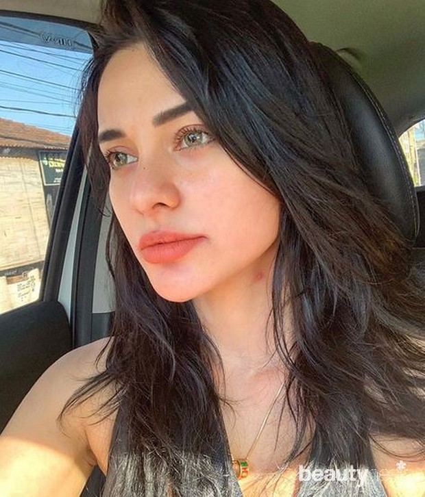 8 Pesona Nora Alexandra Istri Jerinx Sid
