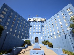 Menguak Misteri Scientology dan Gerejanya, Ada Apa Didalamnya?
