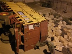 Truk Pengangkut Bansos Bandung Barat Terguling hingga Kardus Berserakan