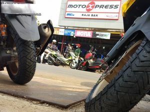 Ban Nmax Buatan Indonesia Jadi Incaran Bikers Luar Negeri