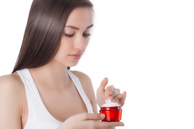 Kandungan dalam Krim Wajah yang Berbahaya