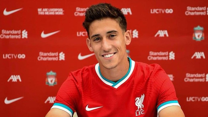 Kostas Tsimikas menjadi pembelian anyar Liverpool selepas musim 2019/2020.
