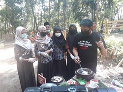 Pasar Tradisi Lembah Merapi Magelang Dibuka Kembali