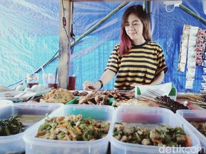 Kenalan dengan Mbak Selvy, Penjual Angkringan Cantik di Klaten