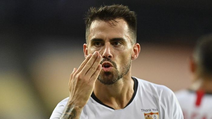 Suso Sevillas Spanish midfielder Suso celebrates scoring during the UEFA Europa League semi-final football match Sevilla v Manchester United on August 16, 2020 in Cologne, western Germany. (Photo by Martin Meissner / various sources / AFP)