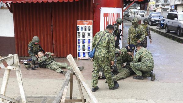 14 Orang Tewas Usai Bom Bunuh Diri Guncang Filipina Selatan