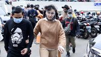 Tak Riang, Ayu Ting Ting Ada Apa?