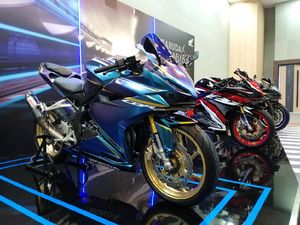 Inspirasi Modifikasi CBR250RR SP Quick Shifter, dari Elegant sampai Low Rider