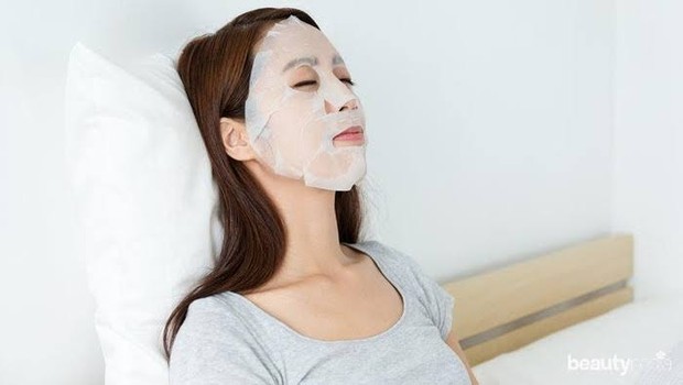 Sheet mask memiliki manfaat berbeda-beda yang sesuai dengan kebutuhan kulit, salah satunya mengatasi maskne.