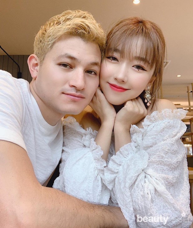 Hubungan asmara Sunny Dahye dan Chris Oktano telah berjalan sekitar setahun, tapi kedua mantap menuju ke jenjang pernikahan.