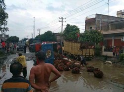 Jalan Perdagangan-Siantar yang Rusak Segera Diperbaiki, Nilai Proyek Rp 5,7 M