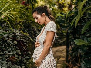 8 Pesona Jennifer Bachdim, Istri Irfan Bachdim yang Kini Hamil Anak ke-3 8 Pesona Jennifer Bachdim, Istri Irfan Bachdim yang Kini Hamil Anak ke-3