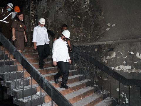 Kabareskrim Tinjau Kondisi Gedung Kejagung Kabareskrim Tinjau Kondisi Gedung Kejagung.