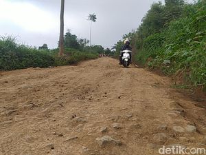 Kerap Macet, PHRI Cianjur Desak Pemerintah Segera Bangun Jalur Puncak II Kerap Macet, PHRI Cianjur Desak Pemerintah Segera Bangun Jalur Puncak II
