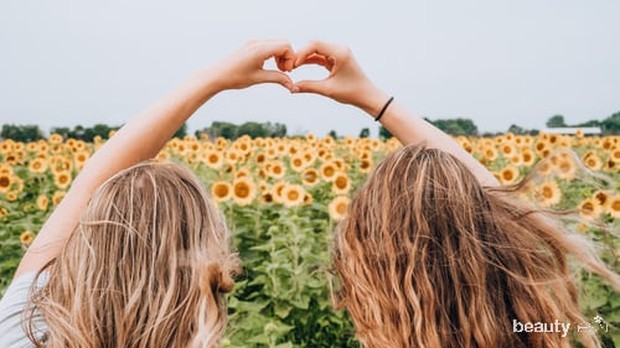 menebarkan semangat positif