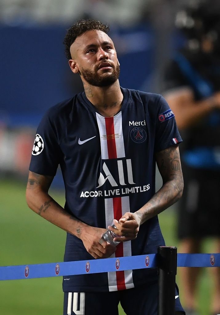 LISBON, PORTUGAL - AUGUST 23: Neymar of Paris Saint-Germain looks on during the UEFA Champions League Final match between Paris Saint-Germain and Bayern Munich at Estadio do Sport Lisboa e Benfica on August 23, 2020 in Lisbon, Portugal. (Photo by David Ramos/Getty Images)