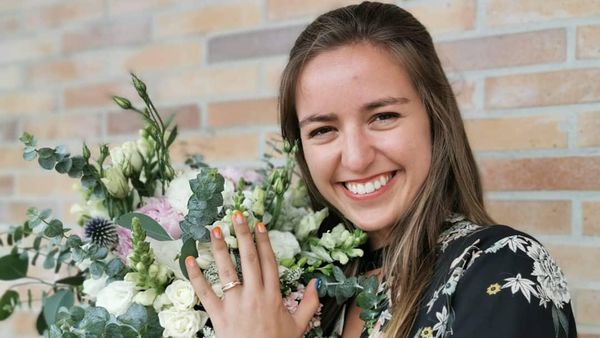 Miguel Oliveira Pacari Saudara Tirinya Sendiri, Ini Potret Cantiknya